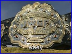 Iwgp v4 heavy weight championship belt
