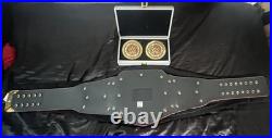 WWE Red Universal Replica Championship WITH BAG AND RARE SIDE PLATES (LOT)