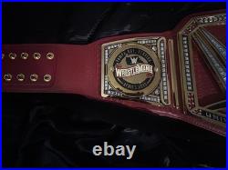 WWE Red Universal Replica Championship WITH BAG AND RARE SIDE PLATES (LOT)